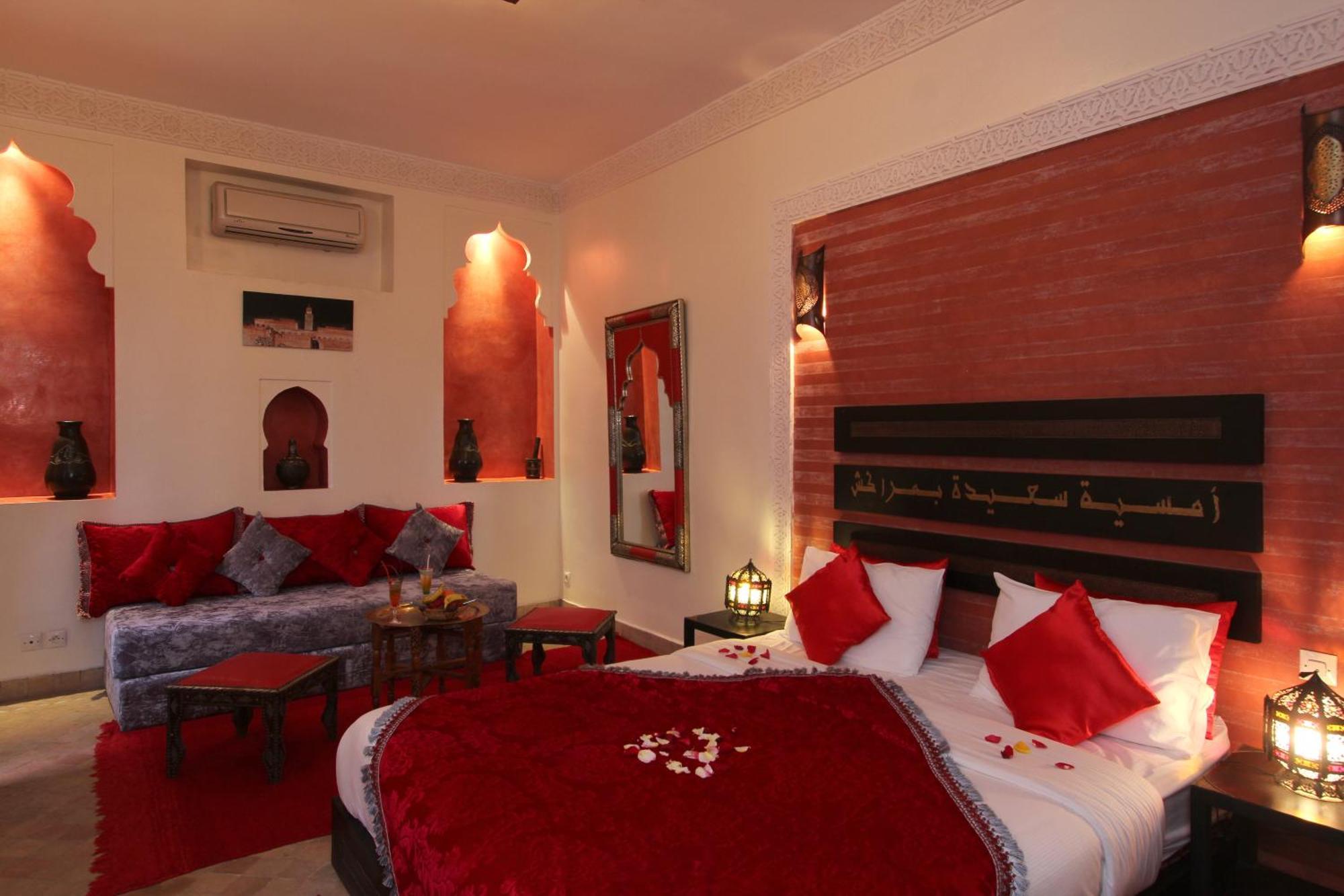 Riad La Porte Rouge By La Siredrah Marrakesh Bagian luar foto