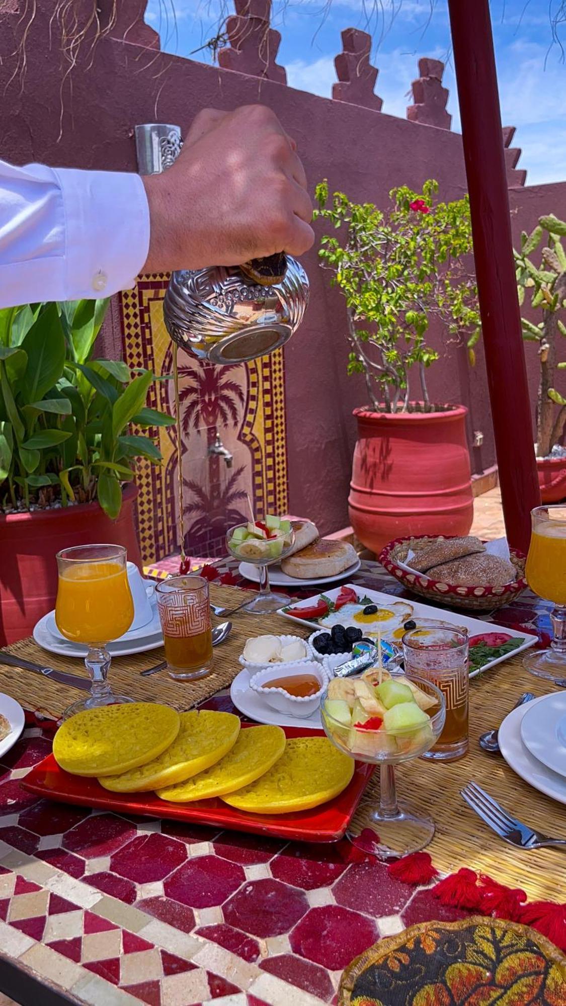 Riad La Porte Rouge By La Siredrah Marrakesh Bagian luar foto