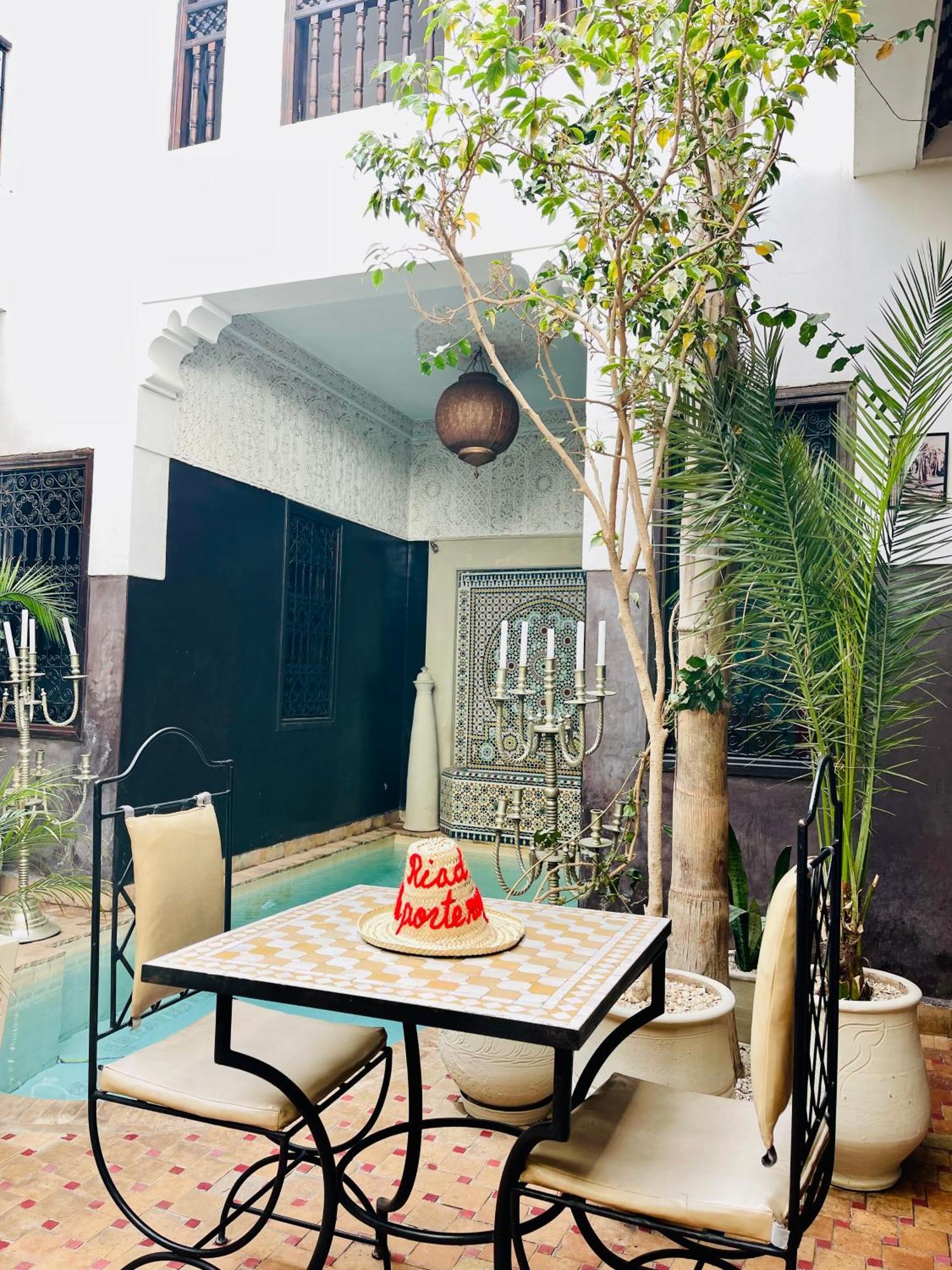 Riad La Porte Rouge By La Siredrah Marrakesh Bagian luar foto