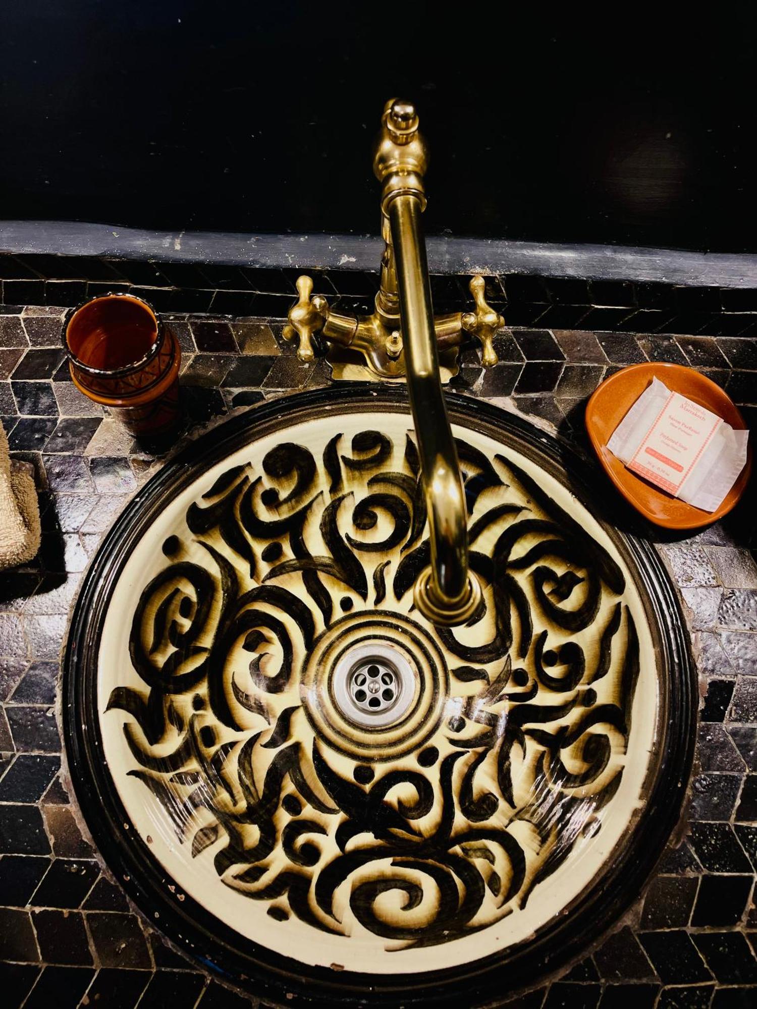 Riad La Porte Rouge By La Siredrah Marrakesh Bagian luar foto